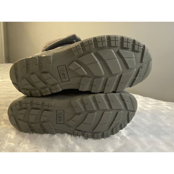 UGG 1120934K BUTTE II CHROMATIC Gray Snow Boots Size 4 Fleece Lined Warm - Picture 4 of 10